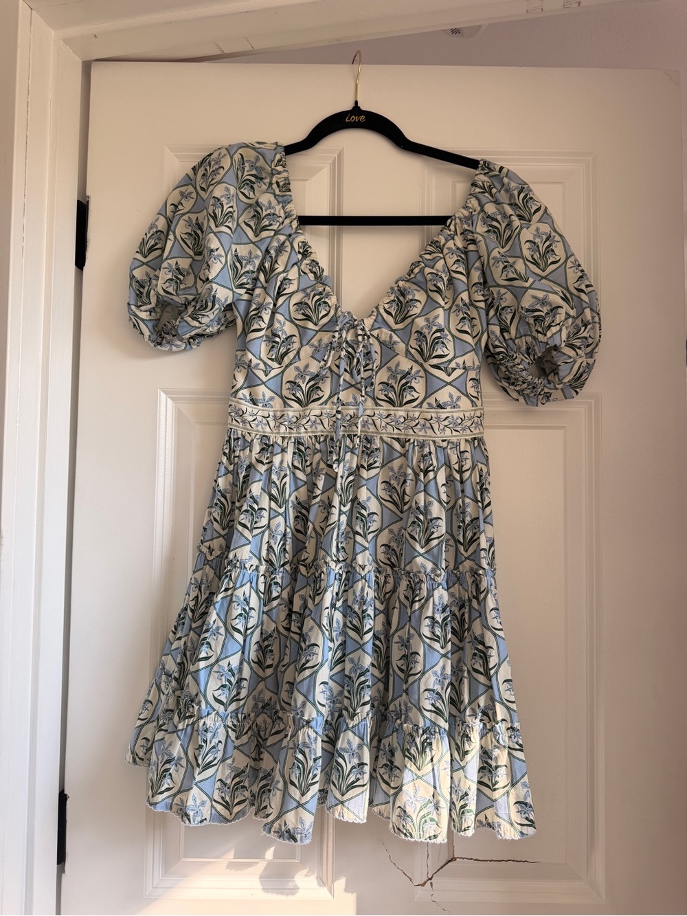 Agua by Agua Bendita Blue and White Floral Puff-Sleeve Dress